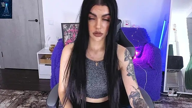 Snapshot of Tiffany_lab chatting on December 4, 4:17 pm Tiffany lab online show from December 4, 4:17 pm