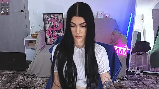 Snapshot of Tiffany_lab chatting on November 10, 2:22 pm Tiffany lab online show from November 10, 2:22 pm