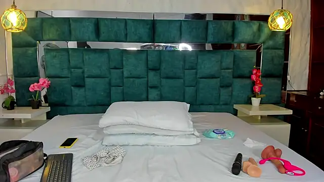 valtira nova online show from November 26, 6:41 pm