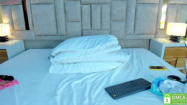 valtira nova online show from March 19, 7:14 pm