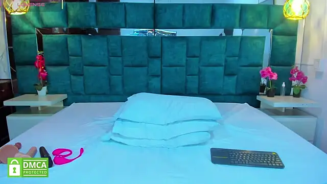 valtira nova online show from November 18, 6:44 pm