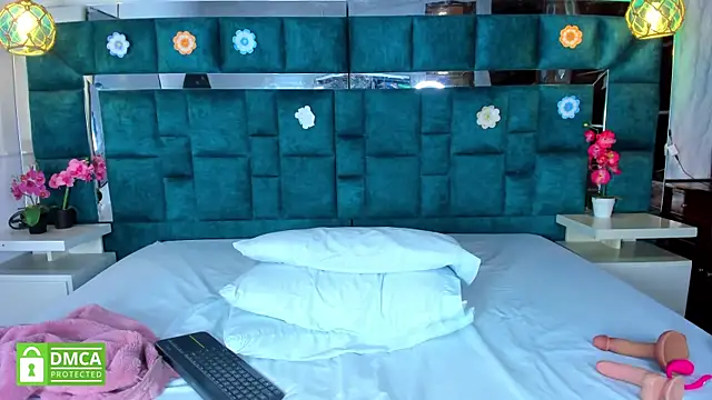 valtira nova online show from January 11, 7:32 pm