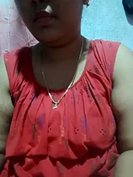 Snapshot of Super-Couple chatting on February 17, 4:37 pm Super-Couple online show from February 17, 4:37 pm