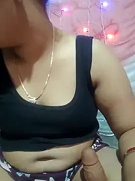 Snapshot of Super-Couple chatting on November 11, 11:49 am Super-Couple online show from November 11, 11:49 am