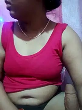 Snapshot of Super-Couple chatting on December 4, 9:47 pm Super-Couple online show from December 4, 9:47 pm