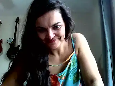 Snapshot of escritorasafada chatting on March 15, 8:32 pm escritorasafada online show from March 15, 8:32 pm