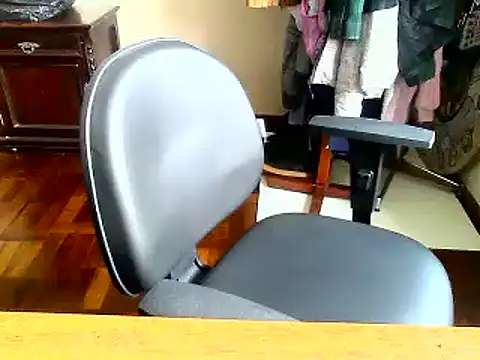 Snapshot of escritorasafada chatting on February 19, 4:22 pm escritorasafada online show from February 19, 4:22 pm