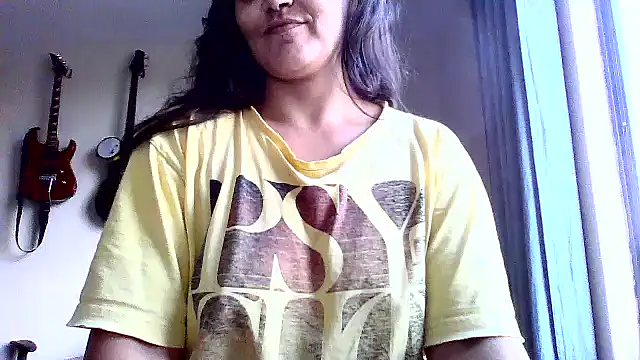 Snapshot of escritorasafada chatting on March 19, 7:49 pm escritorasafada online show from March 19, 7:49 pm