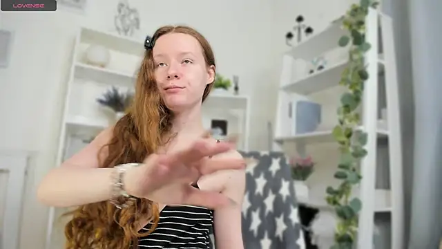 ZaraBluitt online show from April 12, 8:50 am