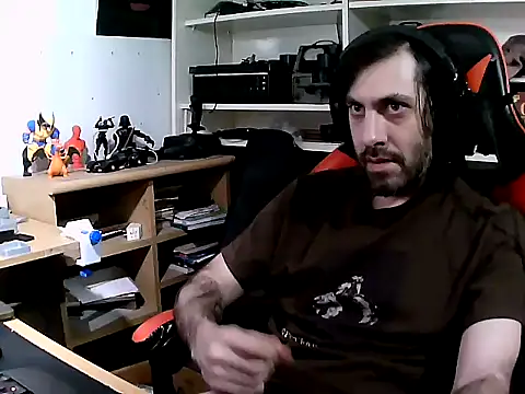 johnwood88 online show from November 13, 5:33 am