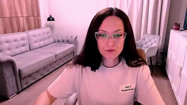 Amazingeyes88 online show from May 26, 3:43 pm