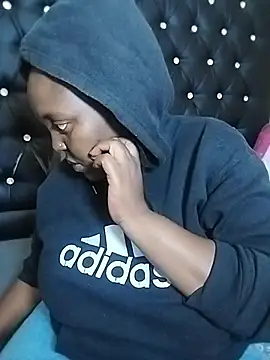 CHERRYYUMMY online show from November 3, 11:52 pm