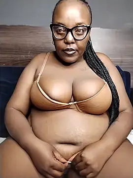 CHERRYYUMMY online show from April 14, 6:35 pm