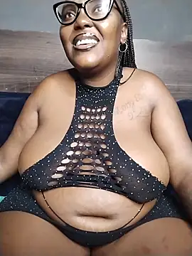 CHERRYYUMMY online show from March 15, 9:05 am