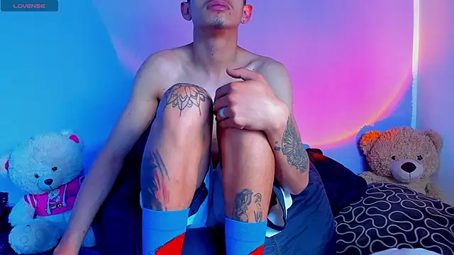 Snapshot of BIG_cockpether chatting on October 19, 11:35 am BIG cockpether online show from October 19, 11:35 am