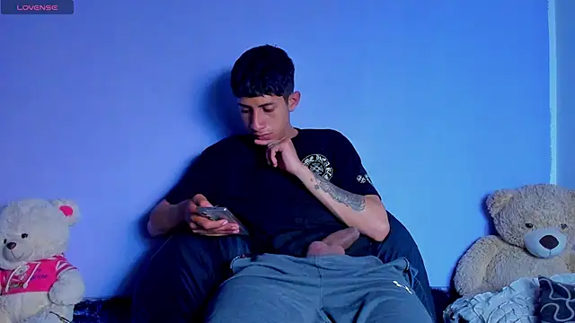 Snapshot of BIG_cockpether chatting on October 30, 10:46 am BIG cockpether online show from October 30, 10:46 am