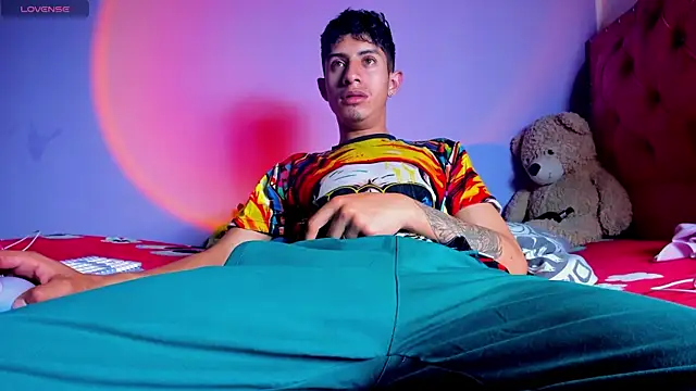 Snapshot of BIG_cockpether chatting on September 20, 10:09 am BIG cockpether online show from September 20, 10:09 am