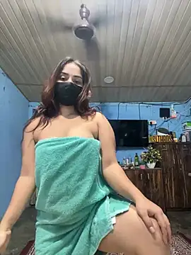 Black Glow online show from March 10, 2:05 pm