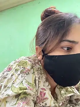 Black Glow online show from March 14, 3:58 pm