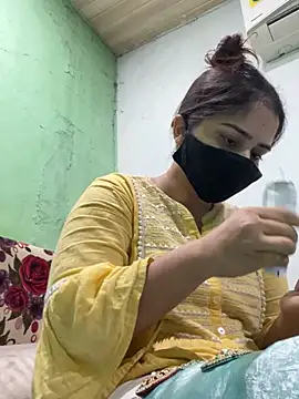 Black Glow online show from March 20, 2:42 pm