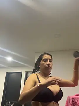 Sofi hot 4m online show from March 6, 12:27 am