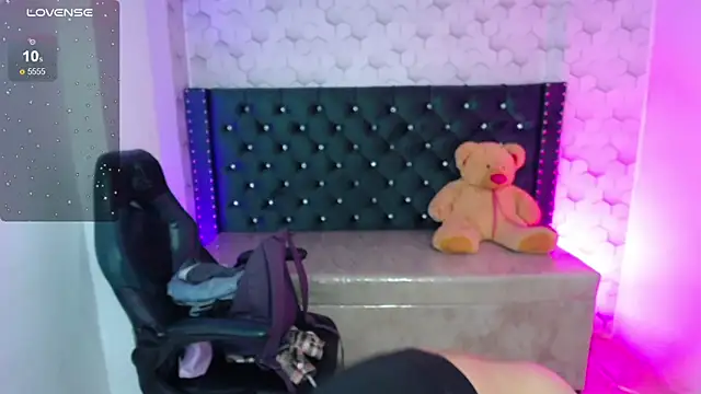 Sofi hot 4m online show from December 15, 2:01 pm