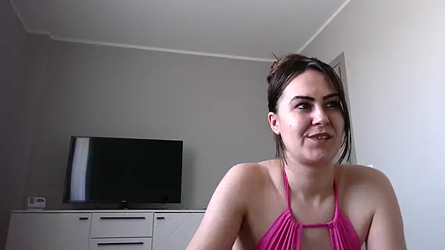 Antonia 1313 online show from February 9, 11:25 am