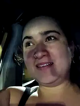 Snapshot of alexax0 chatting on February 7, 12:20 am alexax0 online show from February 7, 12:20 am