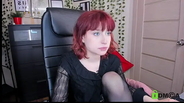 ElizaNik  online show from June 20, 10:04 pm