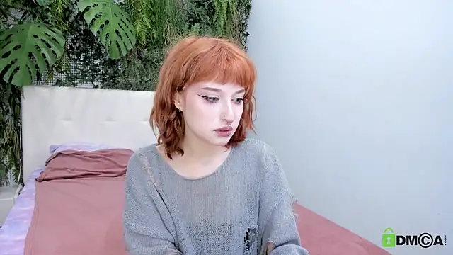 Snapshot of ElizaNik_ chatting on September 18, 5:43 am ElizaNik online show from September 18, 5:43 am
