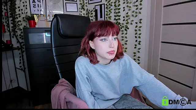 ElizaNik  online show from June 17, 11:58 pm