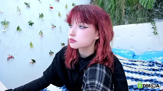 ElizaNik  online show from April 10, 11:34 pm