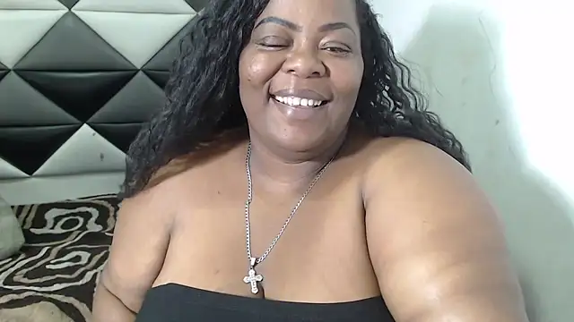 Snapshot of rocio_bbw_ chatting on July 10, 1:27 am rocio bbw online show from July 10, 1:27 am