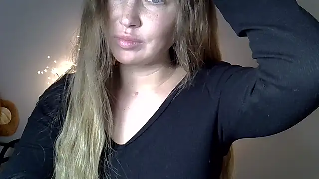 Lucky Anna online show from January 8, 9:54 pm