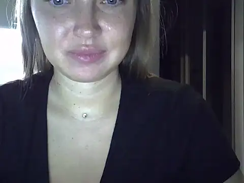 Lucky Anna online show from December 5, 6:39 pm