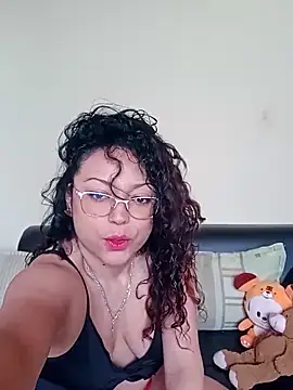 Lunavega1 online show from February 24, 5:03 pm