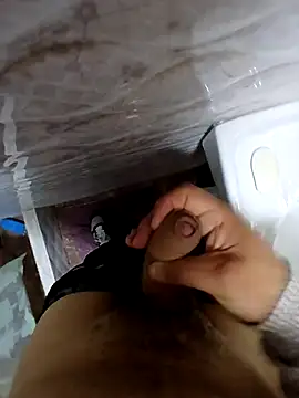 Snapshot of jezusex chatting on December 4, 1:47 pm jezusex online show from December 4, 1:47 pm