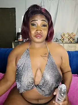 TheeNicole online show from February 5, 8:37 pm