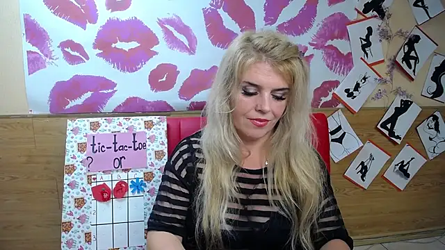 Snapshot of Julya_Barbi chatting on September 20, 5:29 pm Julya Barbi online show from September 20, 5:29 pm
