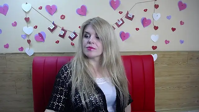 Snapshot of Julya_Barbi chatting on March 8, 5:59 am Julya Barbi online show from March 8, 5:59 am