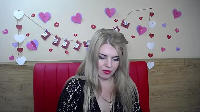 Snapshot of Julya_Barbi chatting on February 22, 9:23 am Julya Barbi online show from February 22, 9:23 am