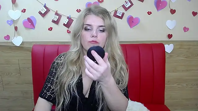 Snapshot of Julya_Barbi chatting on March 2, 3:30 pm Julya Barbi online show from March 2, 3:30 pm
