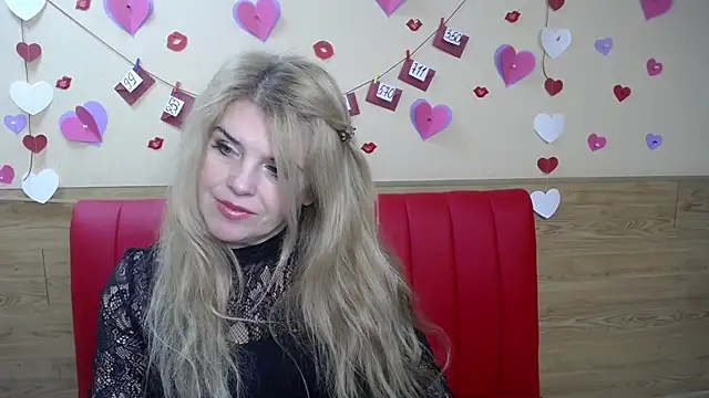 Snapshot of Julya_Barbi chatting on February 11, 6:08 am Julya Barbi online show from February 11, 6:08 am