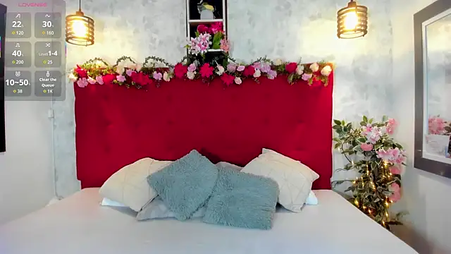 Snapshot of SilvannaFit chatting on September 23, 11:50 am SilvannaFit online show from September 23, 11:50 am