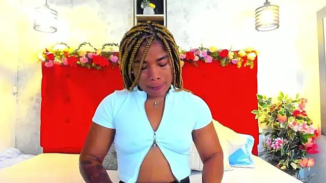 SilvannaFit online show from February 21, 9:00 am