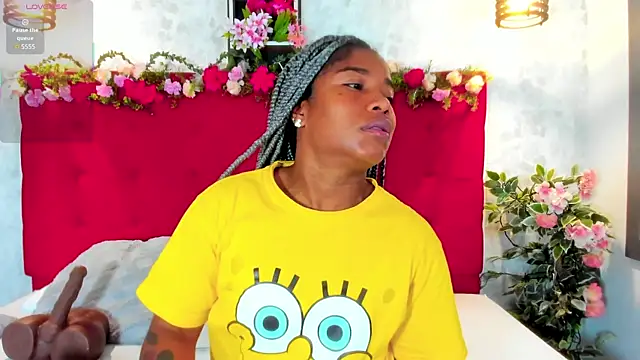 Snapshot of SilvannaFit chatting on September 25, 12:11 pm SilvannaFit online show from September 25, 12:11 pm