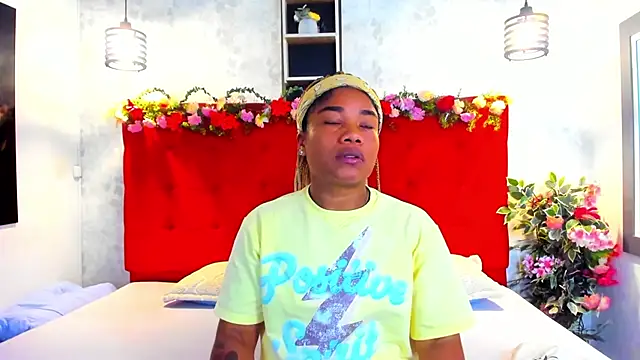 SilvannaFit online show from March 6, 9:04 am