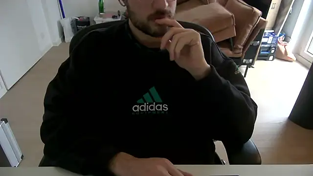 taallguyy 196 online show from January 9, 10:44 am