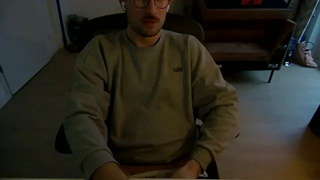 taallguyy 196 online show from January 14, 3:26 pm