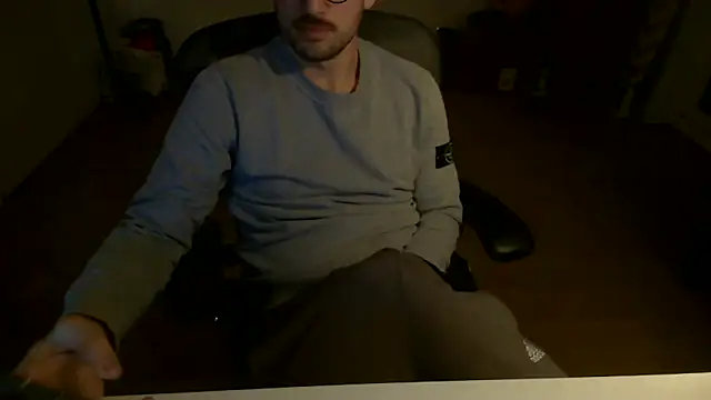 taallguyy 196 online show from February 5, 4:58 pm